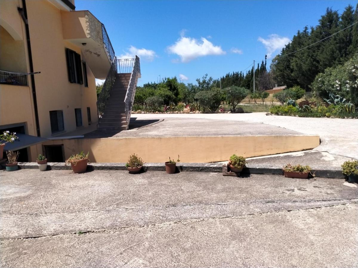 Il Giardino Delle Rose A Apartment Olmedo Exterior photo
