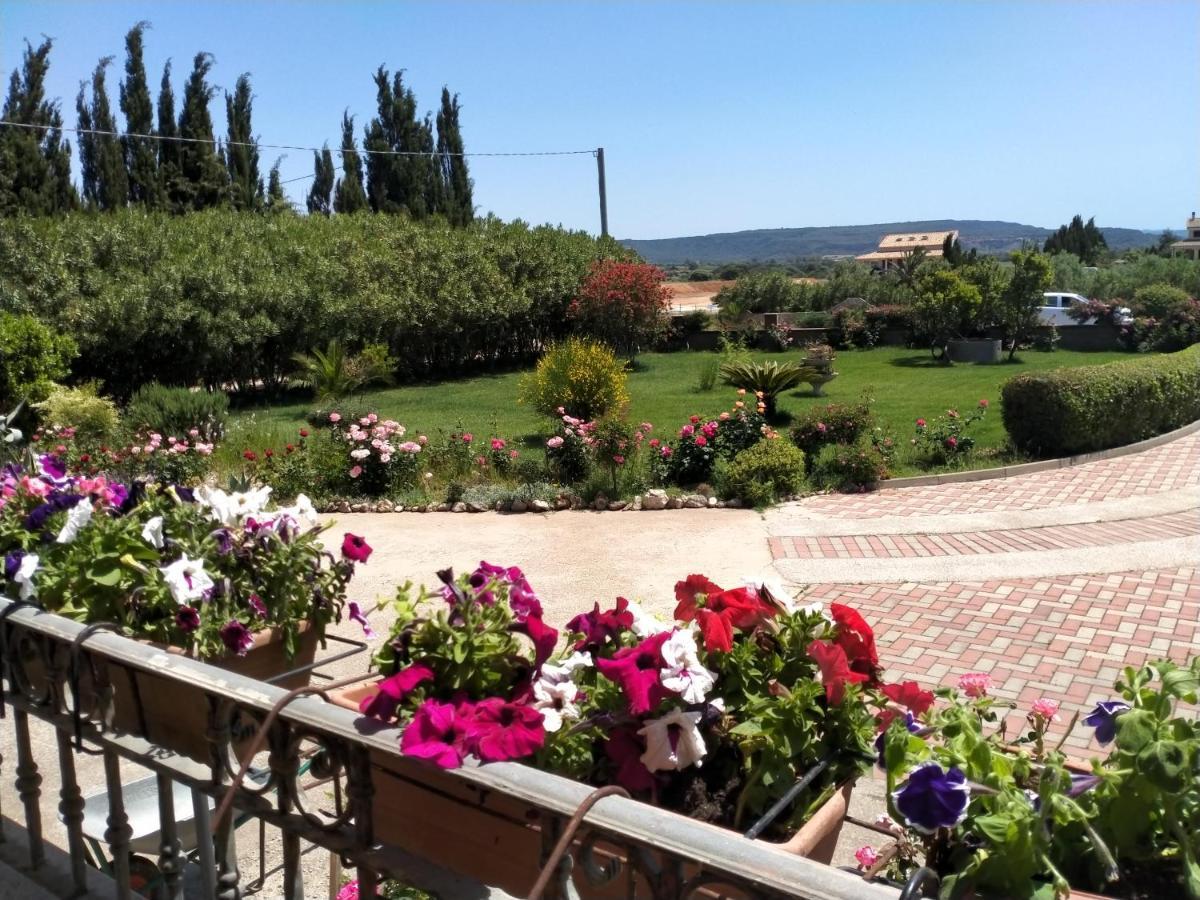 Il Giardino Delle Rose A Apartment Olmedo Exterior photo